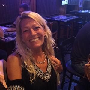 Meet your Posher, Sharon